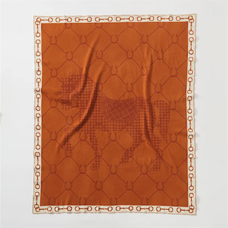 Lyxig Stickad Hästpläd – Värme & Elegans i Country Style