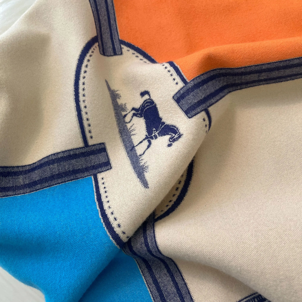 Scarf Häst
