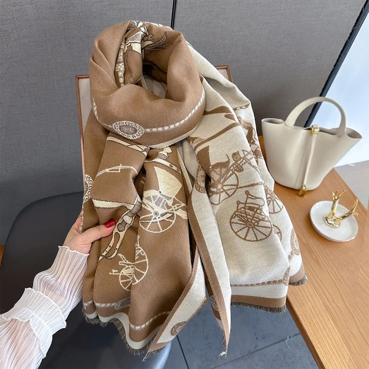 Scarf Häst i balans